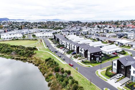 Photo of property in 35 Koura Drive, Red Beach, 0932