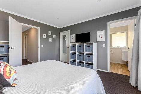 Photo of property in 34 Margaret Shields Avenue, Aotea, Porirua, 5024