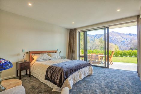 Photo of property in 221 Lakeside Road, Wanaka, 9305