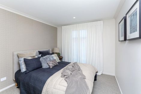 Photo of property in 1 Tupare Place, Highlands Park, New Plymouth, 4312