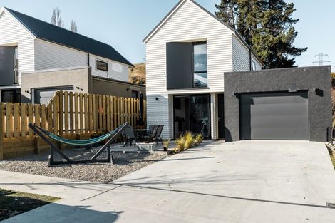 Photo of property in 51 Red Cottage Drive, Lake Hayes, Queenstown, 9304