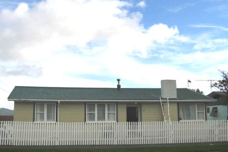 Photo of property in 85 Driver Crescent, Cannons Creek, Porirua, 5024