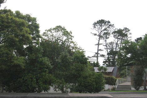 Photo of property in 1/95 Glengarry Road, Glen Eden, Auckland, 0602