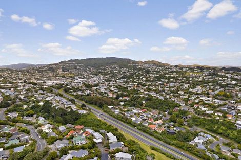 Photo of property in 3 Brydon Way, Paparangi, Wellington, 6037