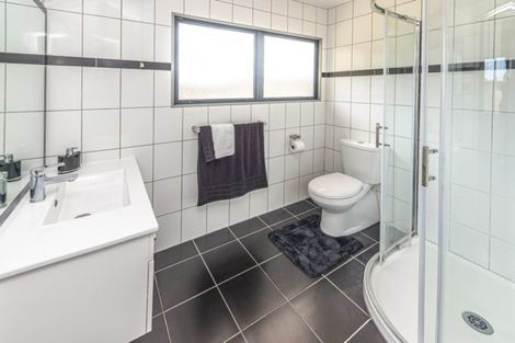 Photo of property in 43 Kakaho Drive, Tawhero, Whanganui, 4501