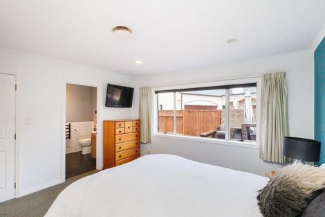 Photo of property in 15 Flemington Lane, Awapuni, Palmerston North, 4412