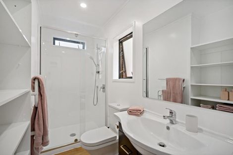 Photo of property in 26 Fratley Avenue, Farm Cove, Auckland, 2012