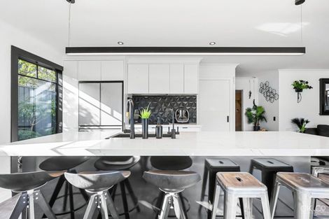 Photo of property in 20 Saint James Avenue, Boulcott, Lower Hutt, 5011