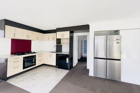 Photo of property in 10 Arataki Way, Glen Eden, Auckland, 0602