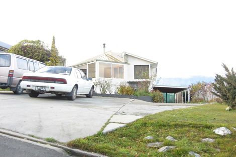 Photo of property in 35 Suburb Street, Queenstown, 9300