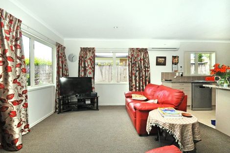 Photo of property in 1 Mcgowan Rise, Tuakau, 2121
