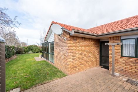 Photo of property in 95 Grosvenor Gardens, Flagstaff, Hamilton, 3210