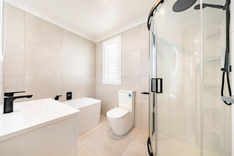 Photo of property in 44b Pine Avenue, Upper Hutt Central, Upper Hutt, 5018