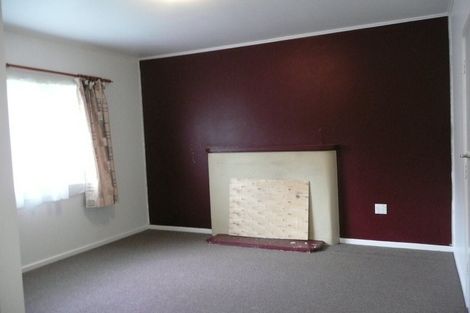 Photo of property in 1/83 Hutchinson Avenue, New Lynn, Auckland, 0600