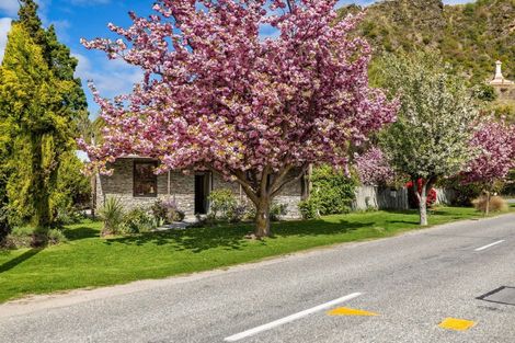 Photo of property in 33 Wiltshire Street, Arrowtown, 9302