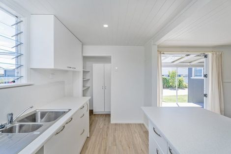 Photo of property in 2b Bryce Street, Whitianga, 3510