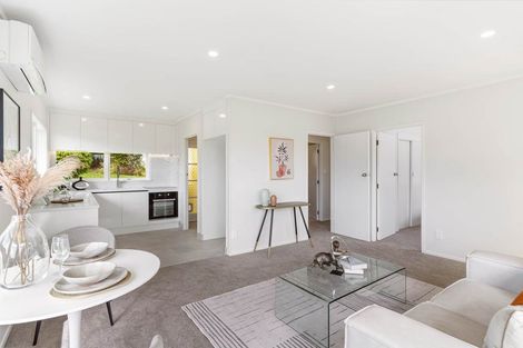 Photo of property in 1/3 Cheryl Place, Hillcrest, Auckland, 0627