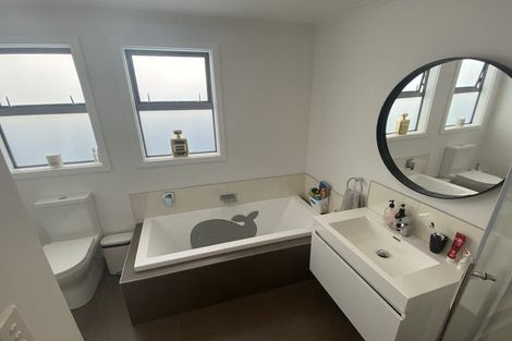 Photo of property in 4 Oriental Street, Petone, Lower Hutt, 5012