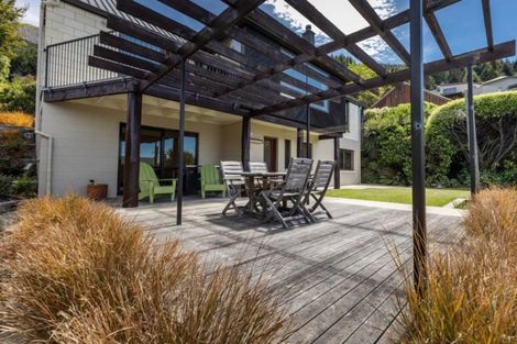 Photo of property in 29 Greenstone Place, Fernhill, Queenstown, 9300