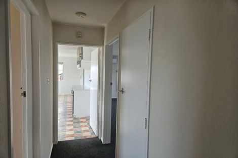 Photo of property in 39 Raglan Avenue, Cloverlea, Palmerston North, 4412