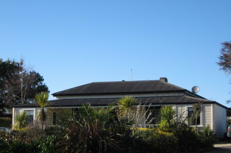 Photo of property in 2 Kaweka Place, Havelock North, 4130