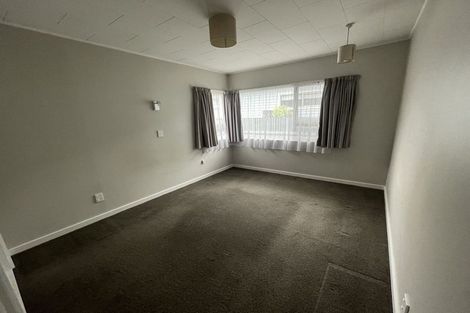 Photo of property in 2/1003 Heretaunga Street East, Parkvale, Hastings, 4122