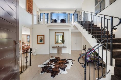 Photo of property in 2 Glenoaks Rise, Mellons Bay, Auckland, 2014