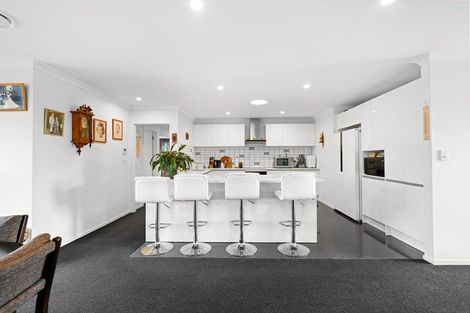 Photo of property in 52 Norfolk Drive, Cambridge, 3434