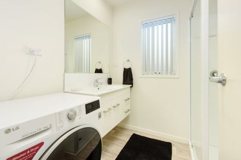 Photo of property in 11 Kamahi Crescent, Papamoa Beach, Papamoa, 3118