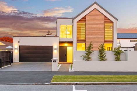 Photo of property in 17b Kirkwood Avenue, Upper Riccarton, Christchurch, 8041