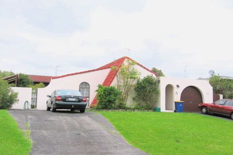 Photo of property in 10 Palm Court Drive, Glen Eden, Auckland, 0602