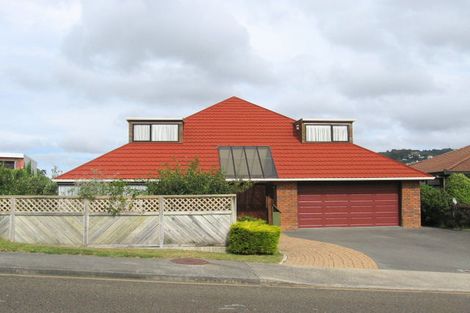 Photo of property in 61 Thatcher Crescent, Crofton Downs, Wellington, 6035