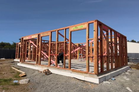 Photo of property in 35 West Plains Road, Waikiwi, Invercargill, 9810