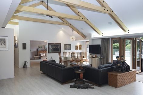 Photo of property in 133 Paparoa Street, Papanui, Christchurch, 8053