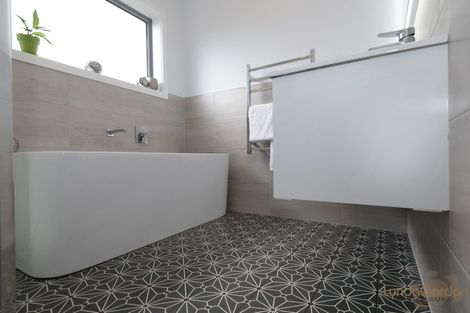 Photo of property in 73a Meeanee Road, Taradale, Napier, 4112