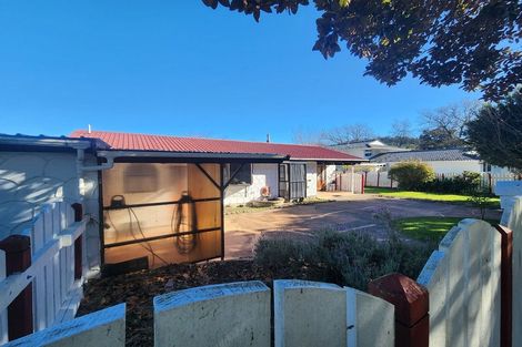 Photo of property in 2 Heatherlea Street, Outer Kaiti, Gisborne, 4010