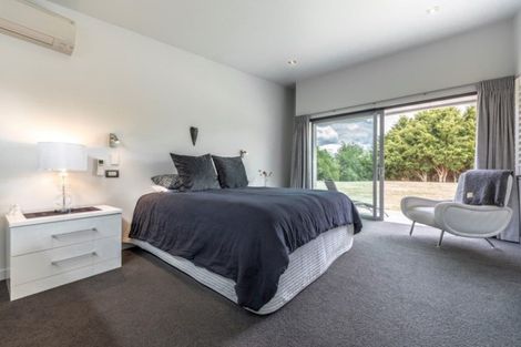 Photo of property in 8 Sherwood Downs Drive, Horsham Downs, Hamilton, 3281