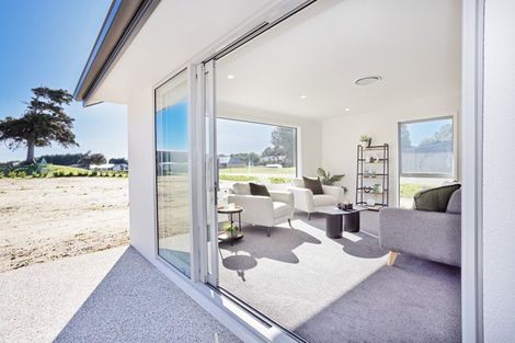 Photo of property in 92 Blairlogie Close, Otatara, Invercargill, 9879