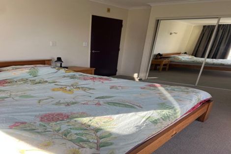 Photo of property in Terrace Heights Apartments, 12a/163 The Terrace, Wellington Central, Wellington, 6011