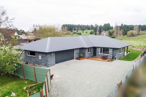 Photo of property in 96a Cox Street, Geraldine, 7930