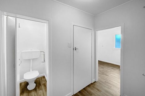Photo of property in 21 Huia Street, Waikiwi, Invercargill, 9810