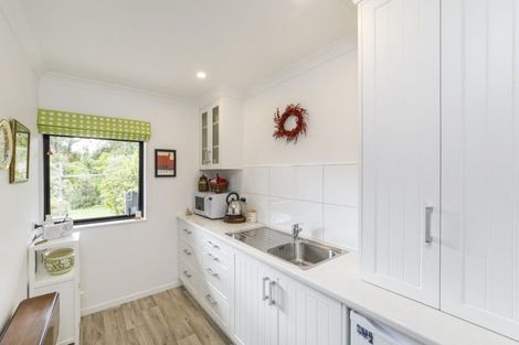 Photo of property in 30 Kentucky Way, Awapuni, Palmerston North, 4412