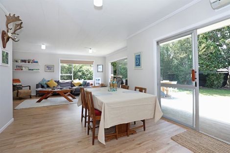 Photo of property in 3 Meads Place, Bulls, 4818