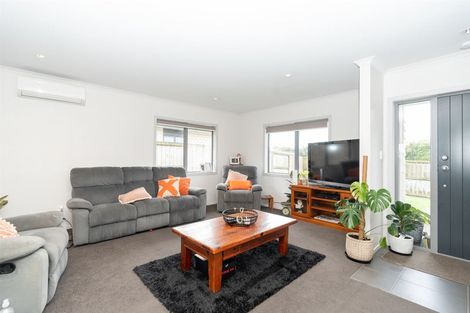 Photo of property in 87 Barrington Drive, Huntington, Hamilton, 3210