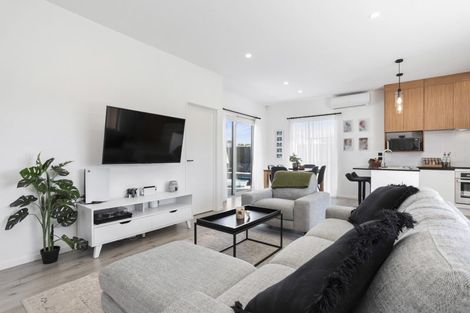 Photo of property in 34 Berba Lane, Westgate, Auckland, 0814