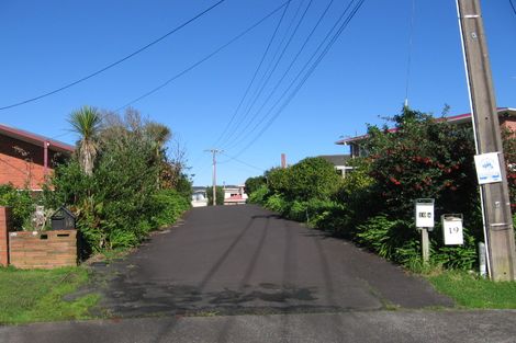Photo of property in 19 Fairlea Road, Te Atatu South, Auckland, 0610