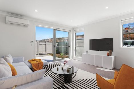 Photo of property in 1 Park Green Avenue, Rosehill, Papakura, 2113