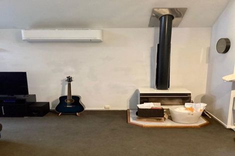 Photo of property in 6 Channel View Road, Campbells Bay, Auckland, 0630