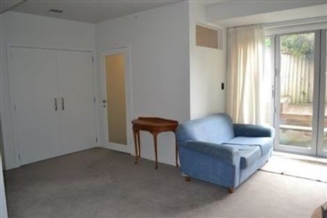 Photo of property in 5 Valley Street, Island Bay, Wellington, 6023