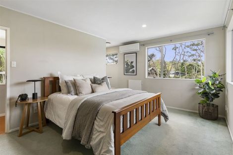 Photo of property in 13 Cunliffe Place, Glenfield, Auckland, 0629